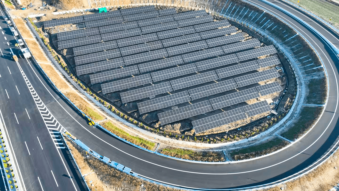 technology-innovation,-exploration-and-development｜cntsun-helps-high-speed+photovoltaic-industry